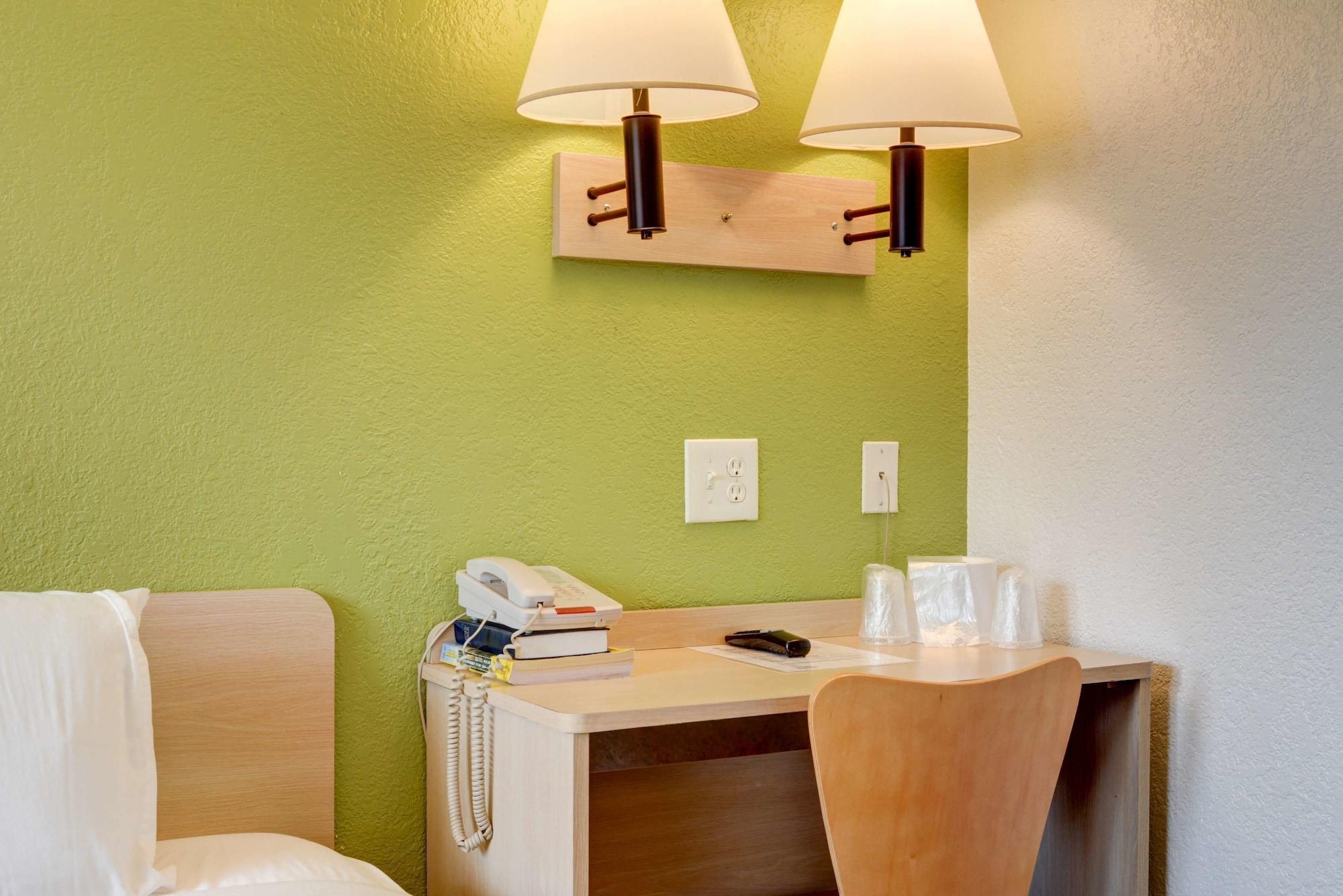 Motel 6-Springfield, Or - Eugene North מראה חיצוני תמונה