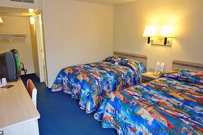 Motel 6-Springfield, Or - Eugene North מראה חיצוני תמונה
