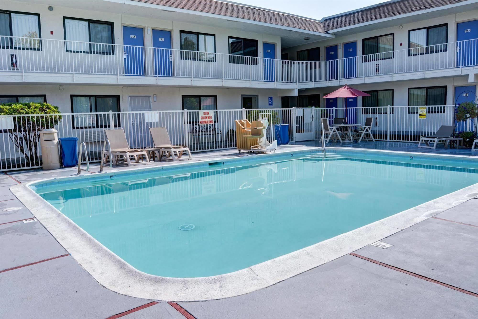 Motel 6-Springfield, Or - Eugene North מראה חיצוני תמונה